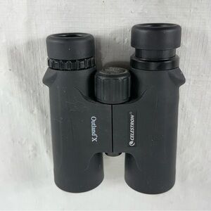 Celestron Outland X 8x42mm Binoculars 8x Magnification Waterproof